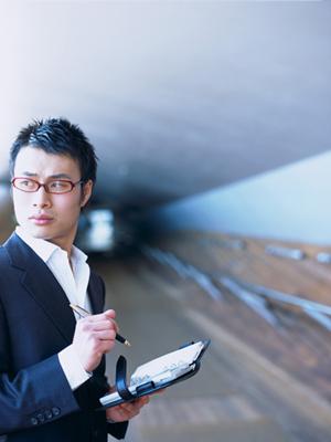 外国人技能実習生と援助する政府機関